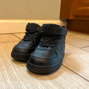 Black Nike Toddler size 7